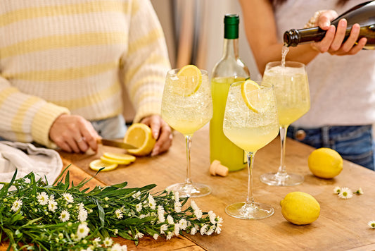 Limoncello Spritz